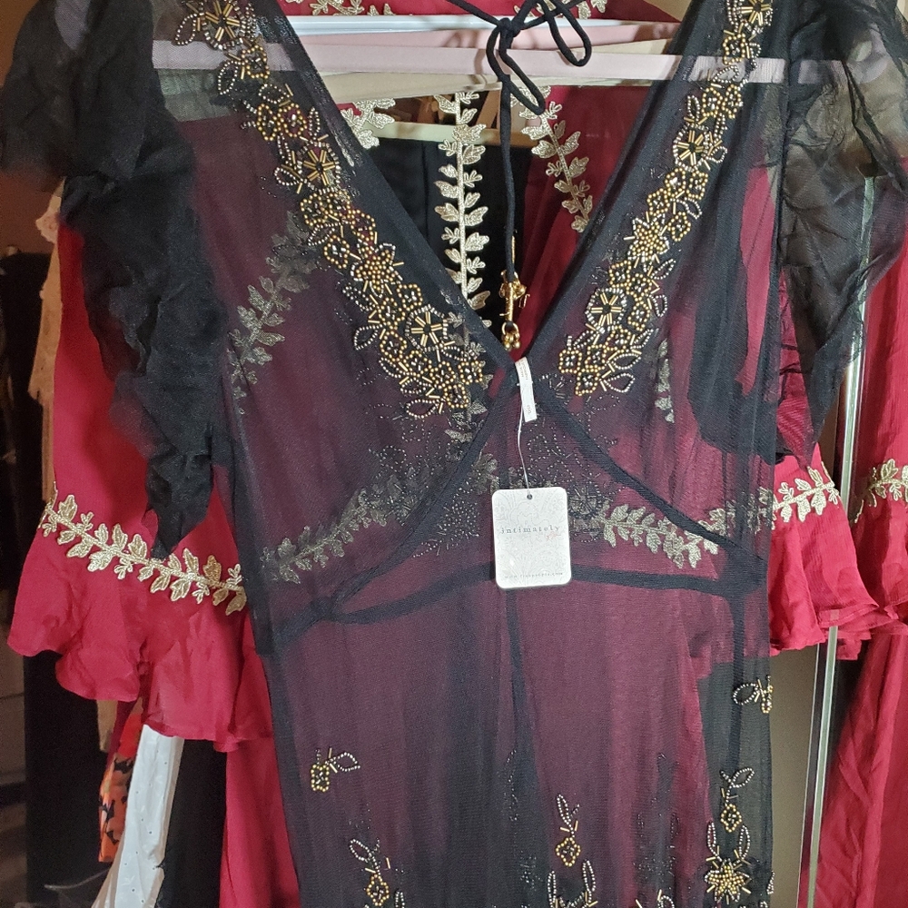 Annabelle Embroidered Maxi Slip - Picture 10 of 11